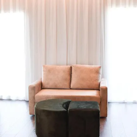 Olivia's Hill Hotell Kryemëdhej