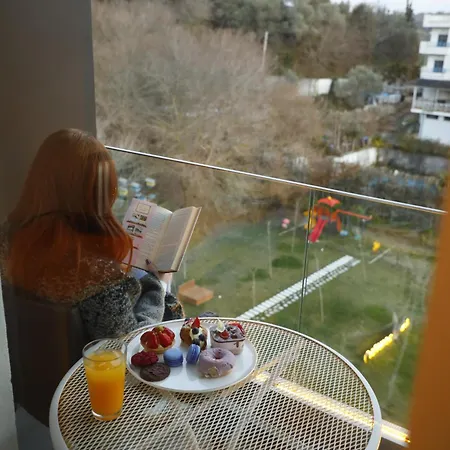 Olivia's Hill Hotell Kryemëdhej