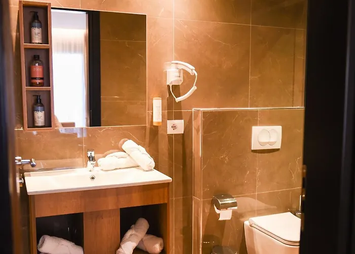 Hotel Padel Olivia's Hill Kryemedhej