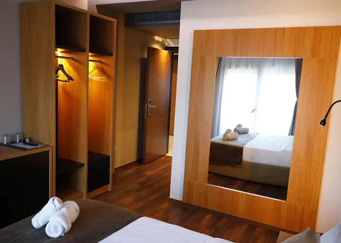 Padel Olivia's Hill 4* Kryemedhej