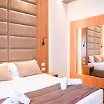 Padel Olivia's Hill Ξενοδοχείο 4*