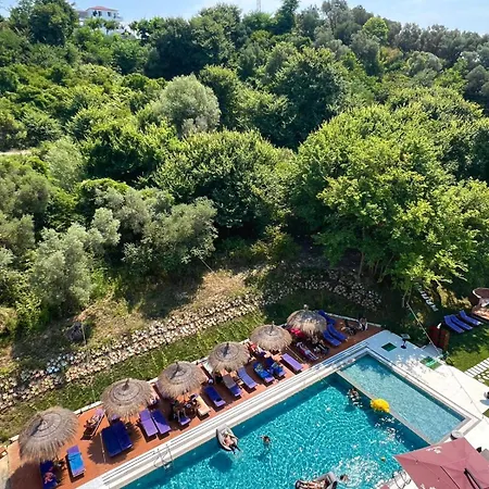 Padel Olivia's Hill 4*