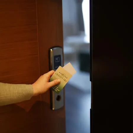 Padel Olivia's Hill Hotel 4*