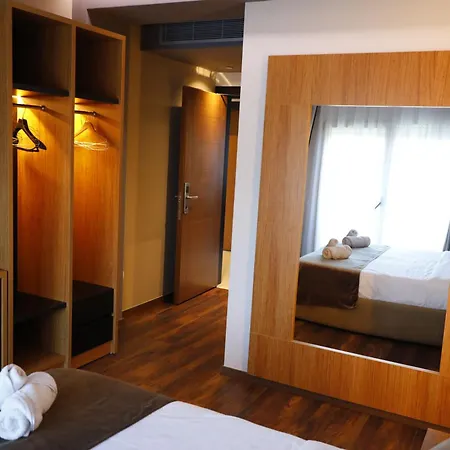 Padel Olivia's Hill 4* Kryemedhej