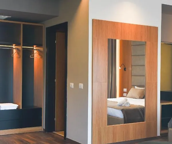 Padel Olivia's Hill 酒店 Kryemëdhej