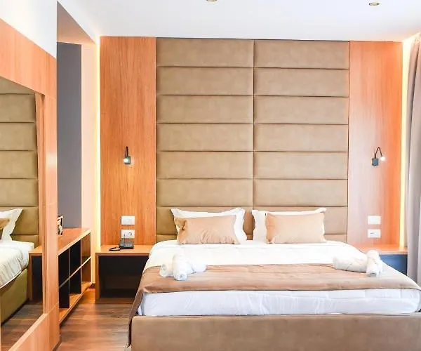 Padel Olivia's Hill 4*