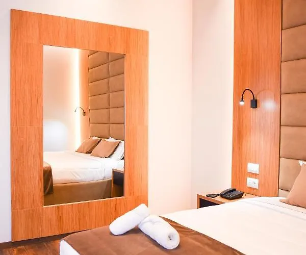 Hotel Padel Olivia's Hill 4*