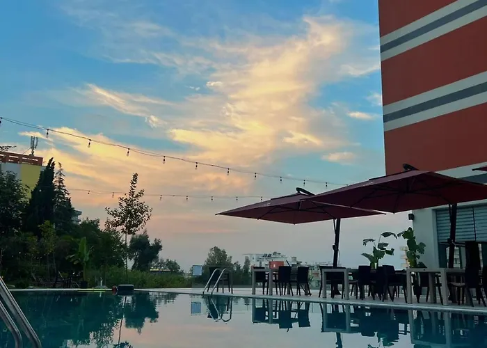 Padel Olivia's Hill Hotel 4*